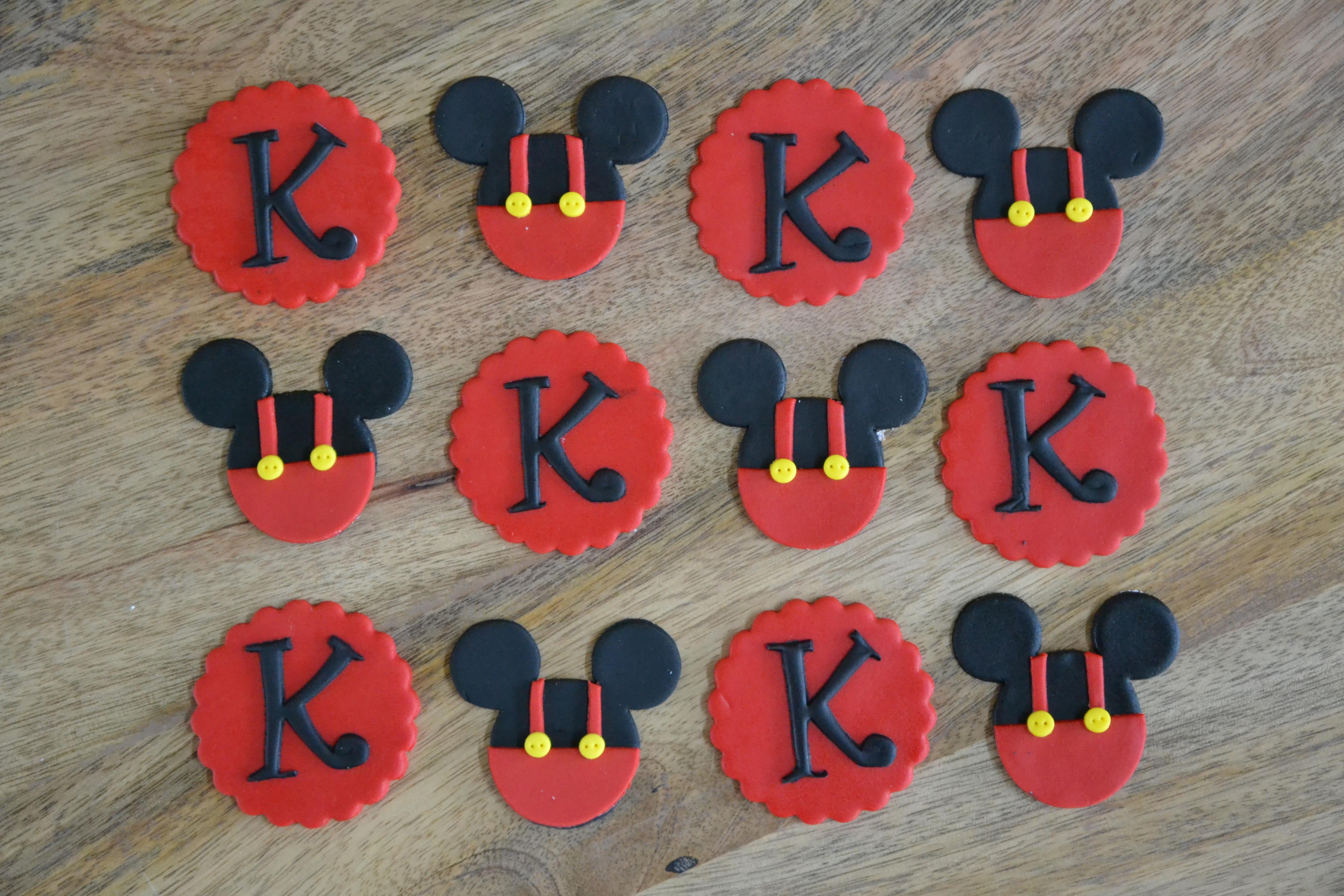 Mickey Mouse Cupcake Toppers style 1 - Edible Perfections