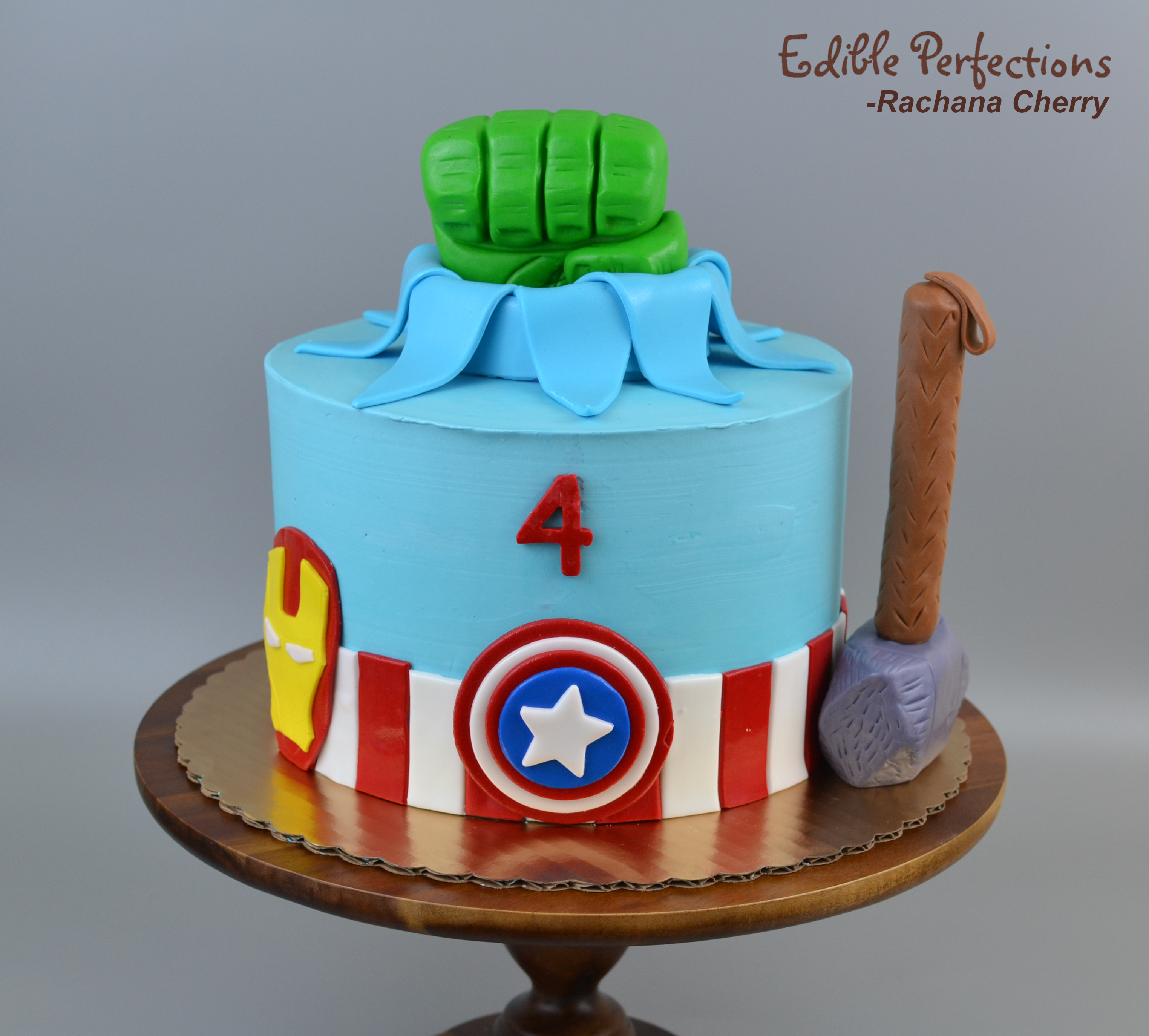 Order Miniature Minion Cake Online, Price Rs.895 | FlowerAura